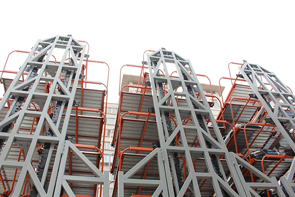 垂直循環機械車庫